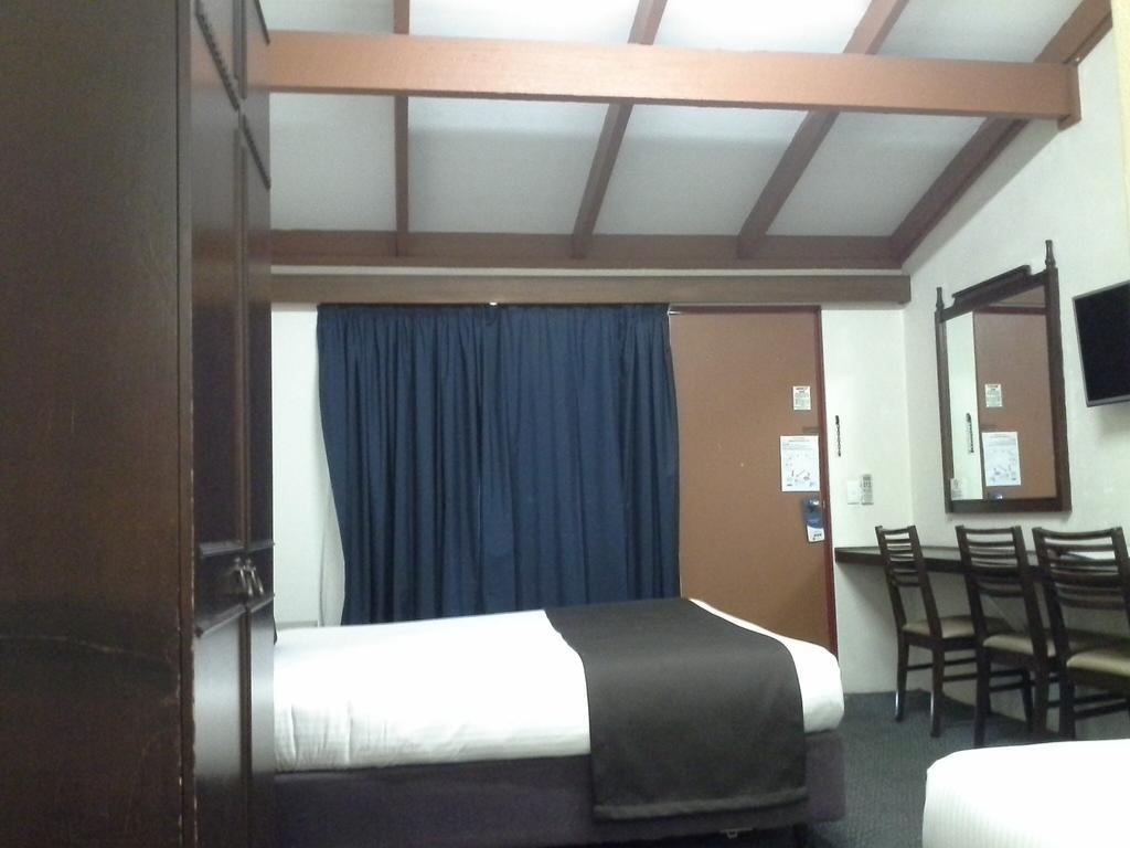 Hideaway Motor Inn Armidale Exterior photo