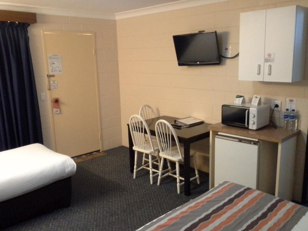 Hideaway Motor Inn Armidale Exterior photo